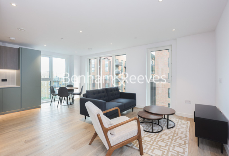 2  bedrooms flat to rent in Cedrus Avenue, Southall, UB1-image 1