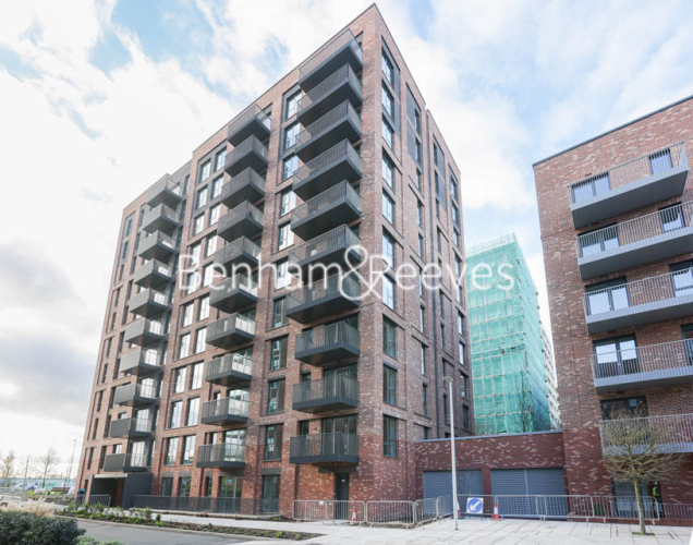 2  bedrooms flat to rent in Cedrus Avenue, Southall, UB1-image 6