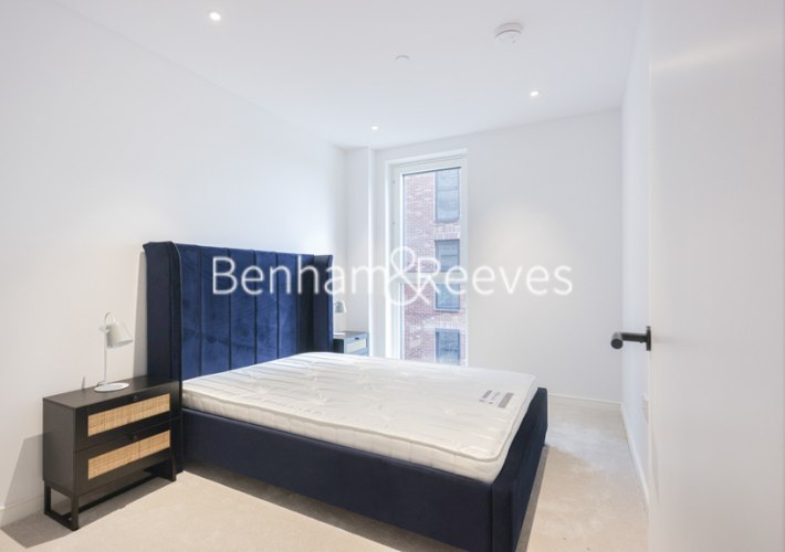 2  bedrooms flat to rent in Cedrus Avenue, Southall, UB1-image 8