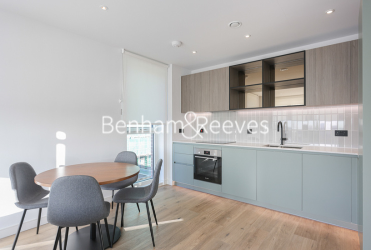 2  bedrooms flat to rent in Cedrus Avenue, Southall, UB1-image 13