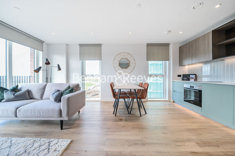 2  bedrooms flat to rent in Cedrus Avenue, Southall, UB1-image 3