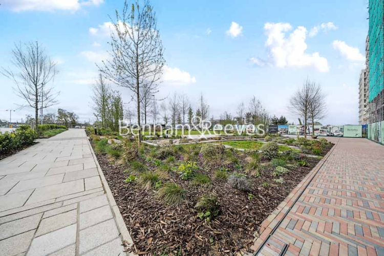 2  bedrooms flat to rent in Cedrus Avenue, Southall, UB1-image 7