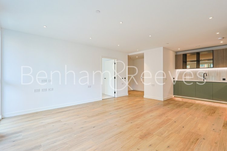 1  bedroom flat to rent in Cedrus Avenue, Southall, UB1-image 1