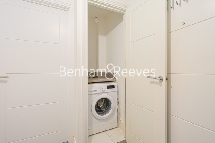 1  bedroom flat to rent in Palomino Close, Hayes, UB4-image 9