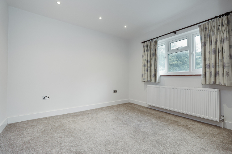 5  bedrooms house to rent in Swakeleys Road, Uxbridge, UB10-image 14