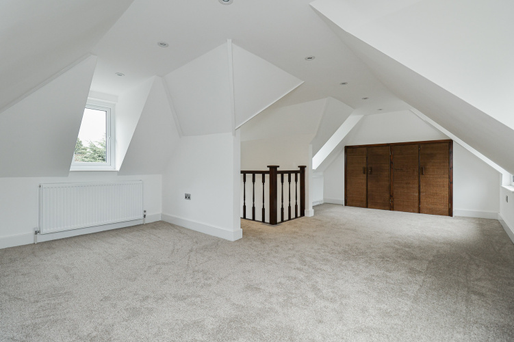 5  bedrooms house to rent in Swakeleys Road, Uxbridge, UB10-image 22