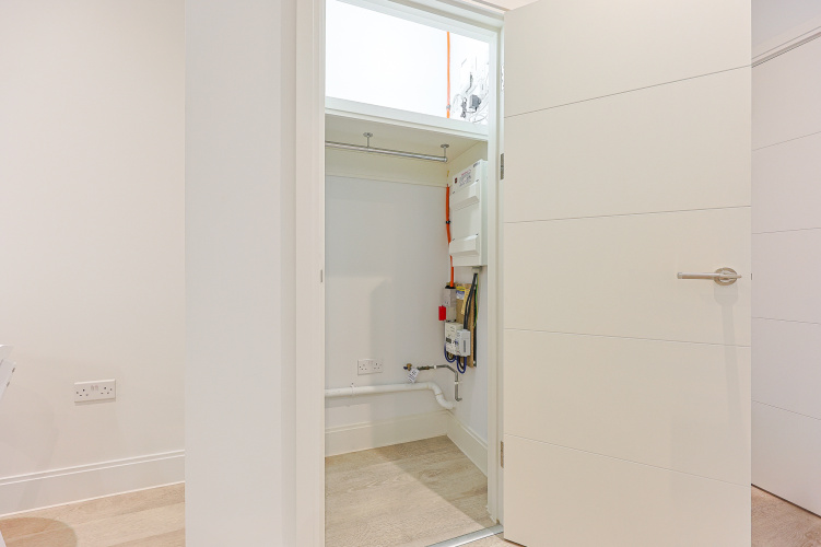1  bedroom flat to rent in Memorial Avenue, Slough, SL1-image 11