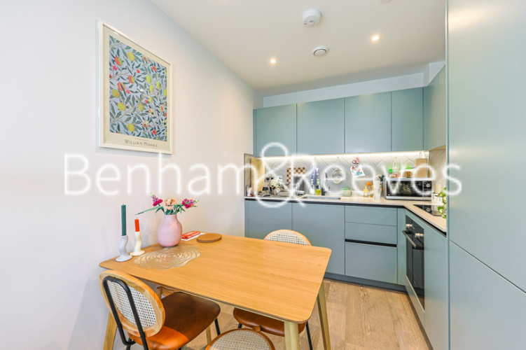 1  bedroom flat to rent in Memorial Avenue, Slough, SL1-image 3