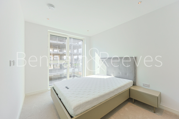1  bedroom flat to rent in Viola House, Greenleaf Walk, UB1-image 4