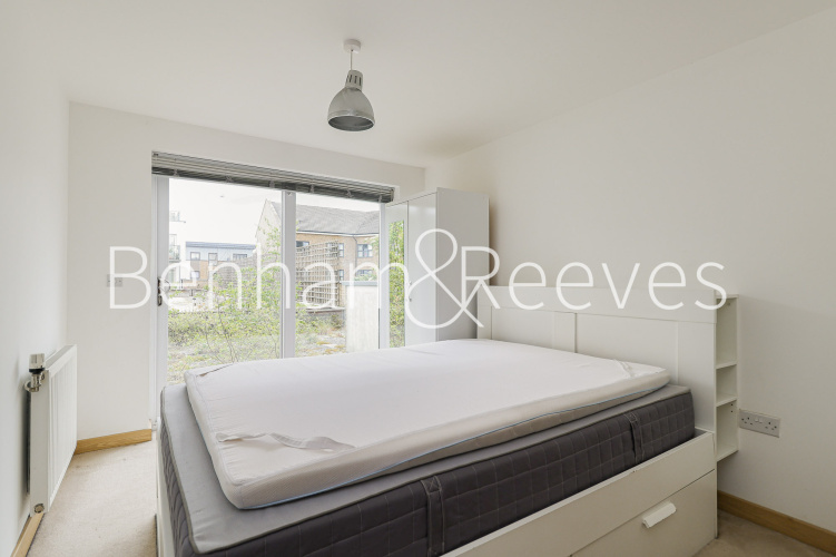 2  bedrooms flat to rent in Porters Way, West Drayton, UB7-image 9