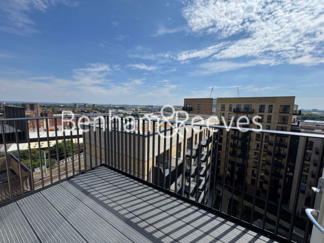 1  bedroom flat to rent in Cranton Avenue, Hayes, UB3-image 9
