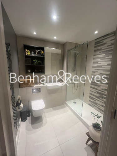 Studio flat to rent in Arber House, Greenleaf Walk, UB1-image 8
