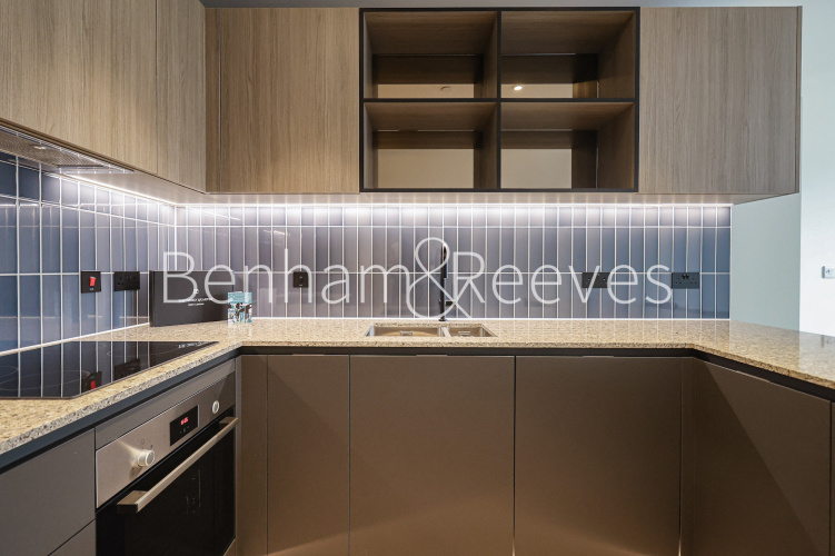 2  bedrooms flat to rent in Viola House, Greenleaf Walk, UB1-image 9