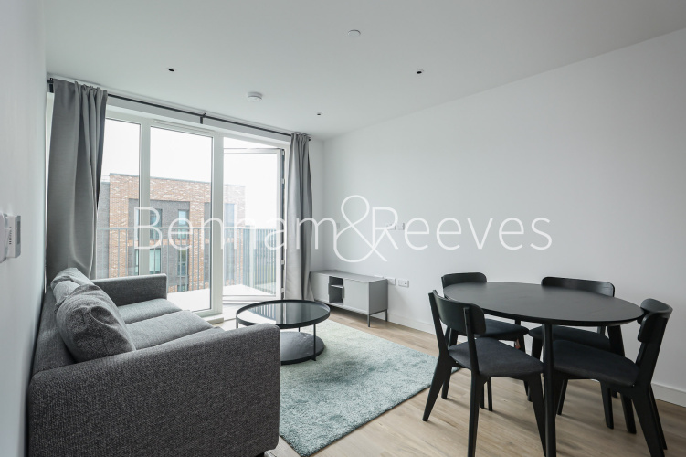 2  bedrooms flat to rent in Viola House, Greenleaf Walk, UB1-image 10