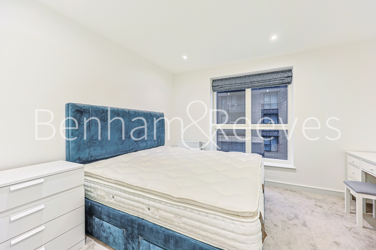 2  bedrooms flat to rent in Cedrus Avenue, Southall, UB1-image 9