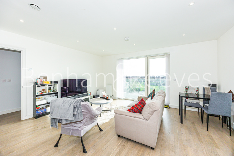 2  bedrooms flat to rent in Edwin House, Accolade Avenue, UB1-image 16