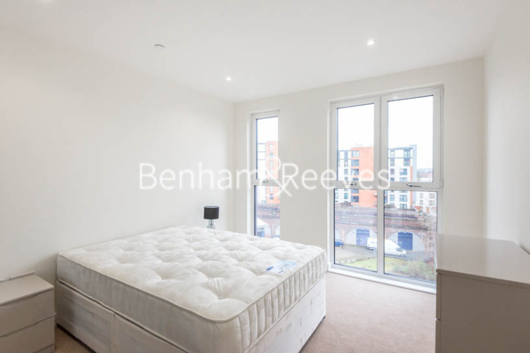 1  bedroom flat to rent in Hatton Road, Marsworth House, HA0-image 7