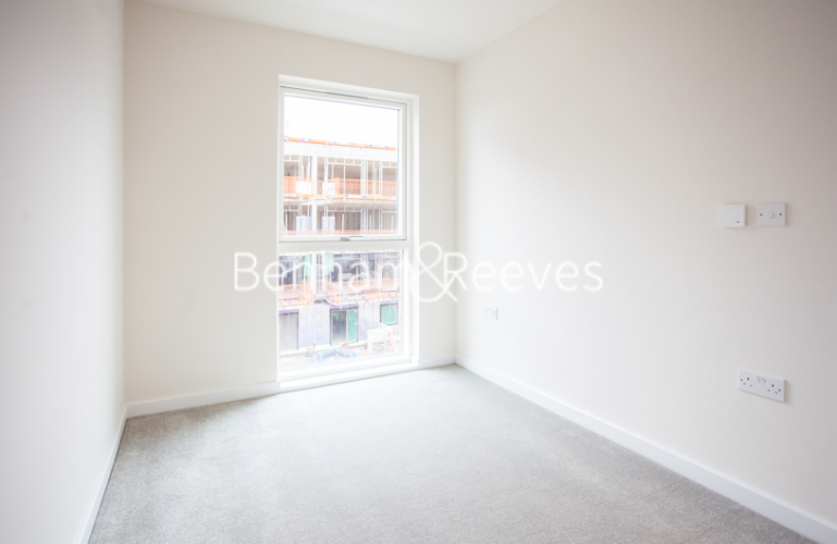 3  bedrooms flat to rent in Lensview Close, Harrow, HA1-image 22