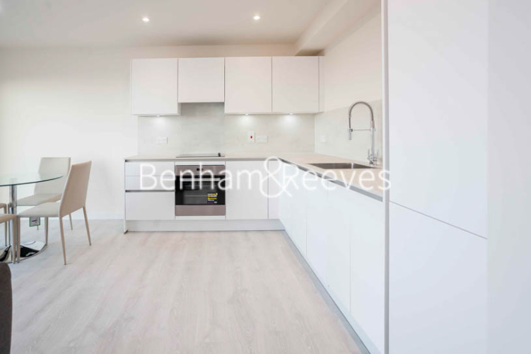 1  bedroom flat to rent in Hargrave Drive, Harrow, HA1-image 2