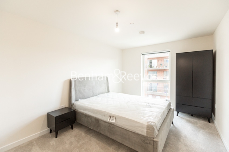 1 bedroom flat to rent in Meadowview Close, Harrow, HA1-image 4