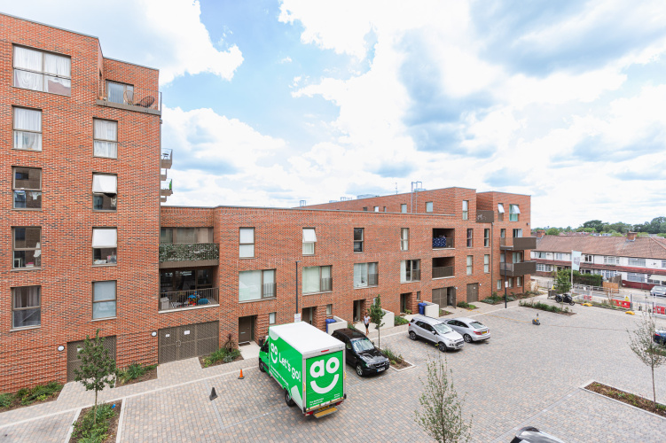 1  bedroom flat to rent in Meadowview Close, Harrow, HA1-image 15