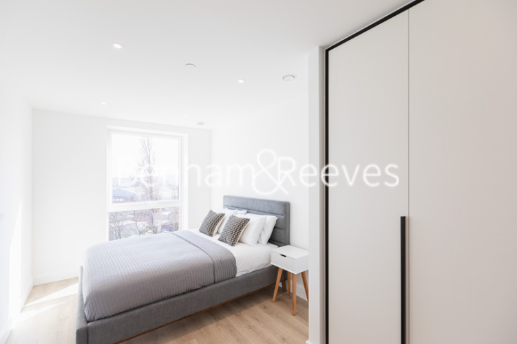 2  bedrooms flat to rent in Beresford Avenue, Wembley, HA0-image 9