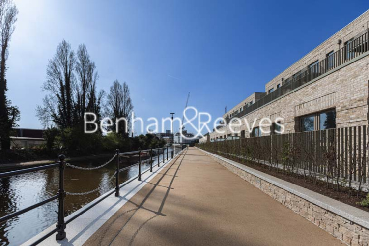 2  bedrooms flat to rent in Beresford Avenue, Wembley, HA0-image 10