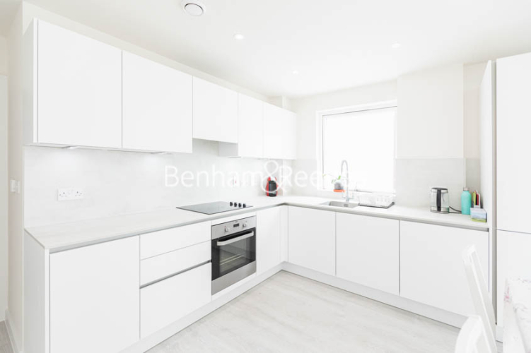 2 bedrooms flat to rent in Harrow View, Harrow, HA1-image 2