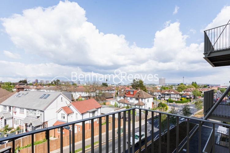 2  bedrooms flat to rent in Beresford Avenue, Wembley, HA0-image 5