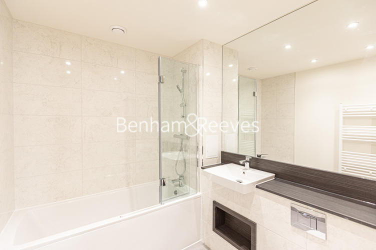 2  bedrooms flat to rent in Meadowview Close, Harrow, HA1-image 5