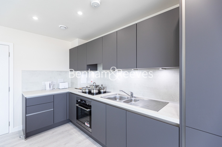 2  bedrooms flat to rent in Meadowview Close, Harrow, HA1-image 8