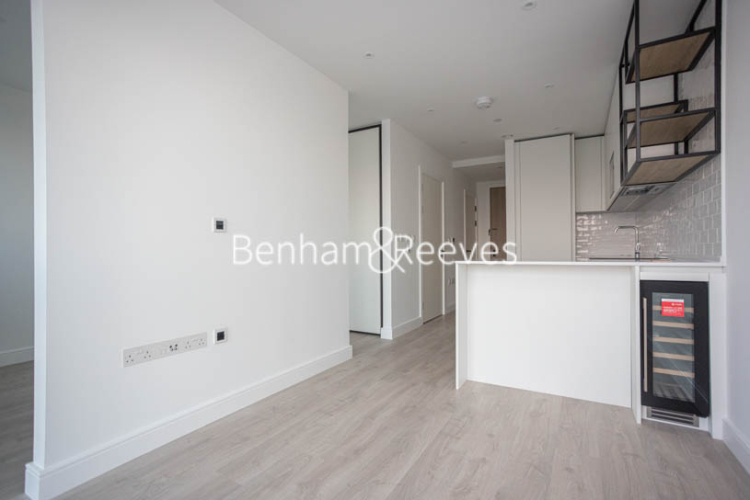 1 bedroom flat to rent in Belgrave Road, Wembley, HA0-image 9