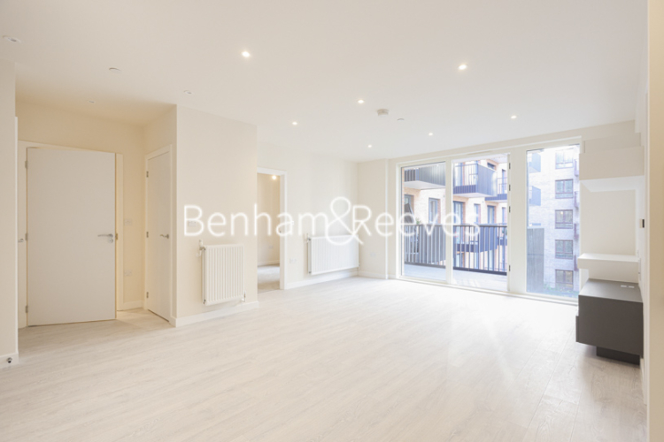 2 bedrooms flat to rent in Henry Strong Road, Harrow, HA1-image 1