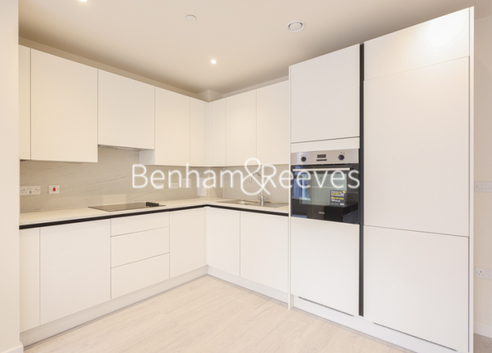 2 bedrooms flat to rent in Henry Strong Road, Harrow, HA1-image 2