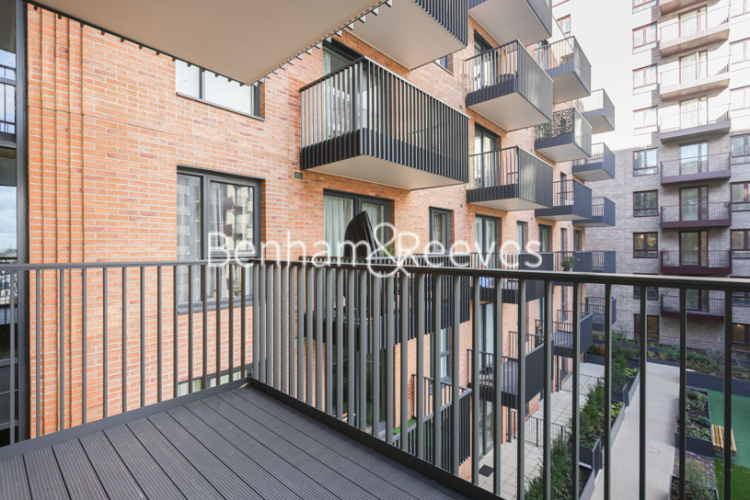 2  bedrooms flat to rent in Henry Strong Road, Harrow, HA1-image 5