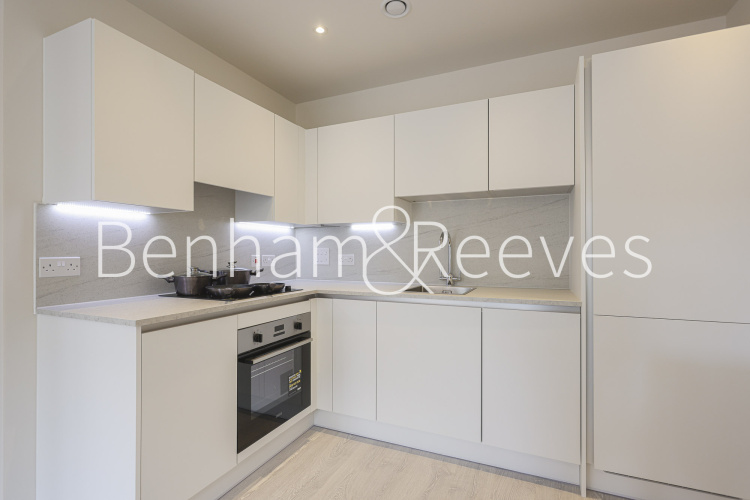 1 bedroom flat to rent in Eastman Road, Harrow, HA1-image 2