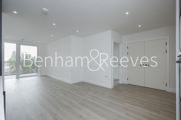 3  bedrooms flat to rent in Belgrave Road, Wembley, HA0-image 6