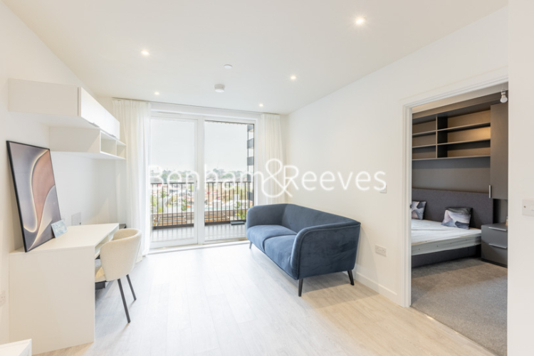 1 bedroom flat to rent in Henry Strong Road, Harrow HA1-image 7