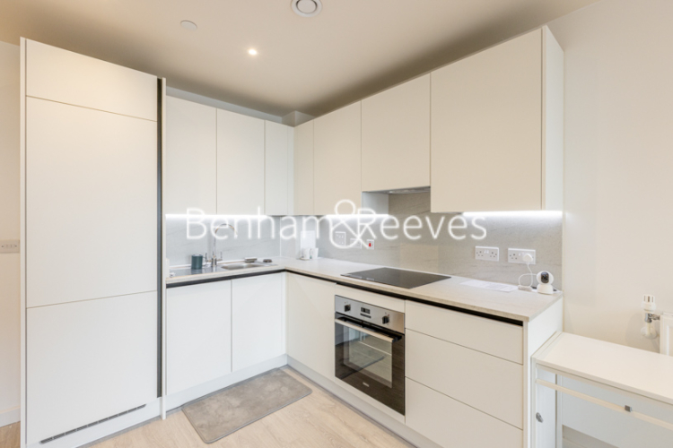1  bedroom flat to rent in Henry Strong Road, Harrow HA1-image 8