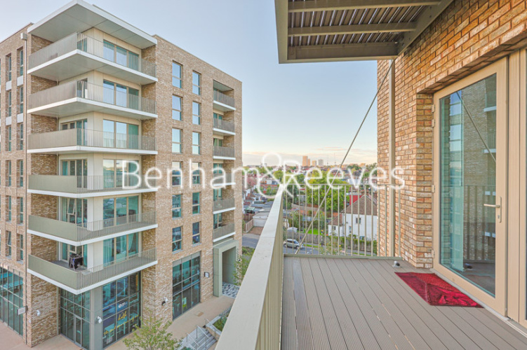 2  bedrooms flat to rent in Beresford Avenue, Wembley, HA0-image 6