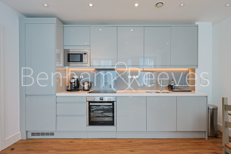 2  bedrooms flat to rent in Westgate House, West Gate, W5-image 2