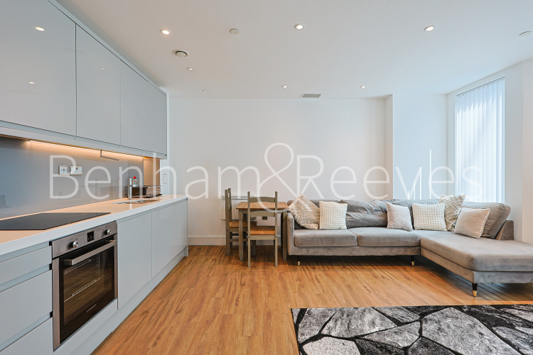 2  bedrooms flat to rent in Westgate House, West Gate, W5-image 20