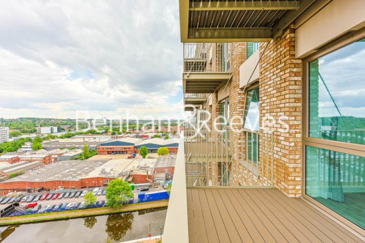 2  bedrooms flat to rent in Caldon Boulevard, Wembley, HA0-image 5