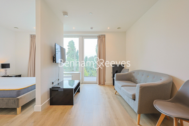 1  bedroom flat to rent in Beresford Ave, Wembley, HA0-image 1