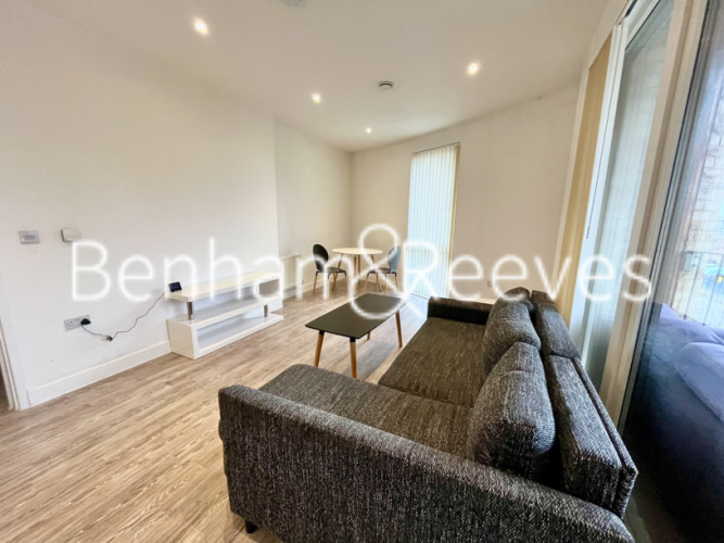 1  bedroom flat to rent in Camellia Apartments, Hilltop Avenue, Harlesden, NW10-image 5