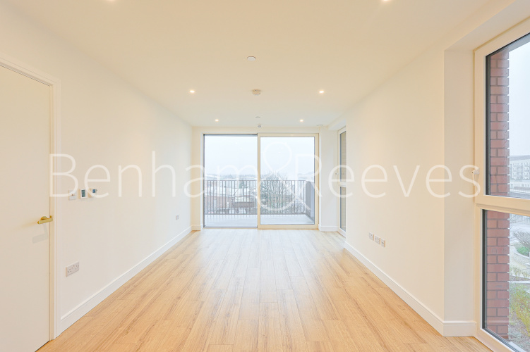 2  bedrooms flat to rent in Quay Walk, Grand Union, HA0-image 3