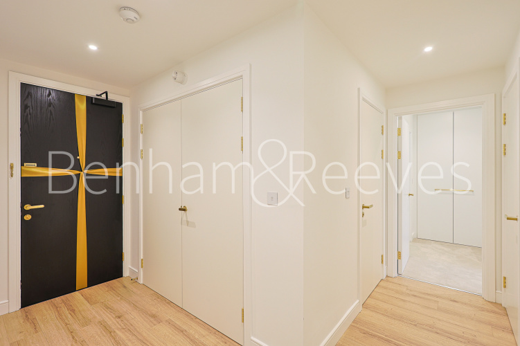 2  bedrooms flat to rent in Quay Walk, Grand Union, HA0-image 10
