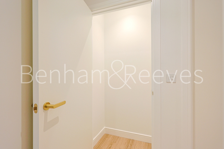 2  bedrooms flat to rent in Quay Walk, Grand Union, HA0-image 12