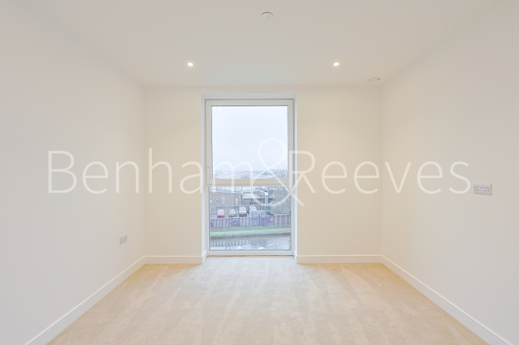 2  bedrooms flat to rent in Quay Walk, Grand Union, HA0-image 14