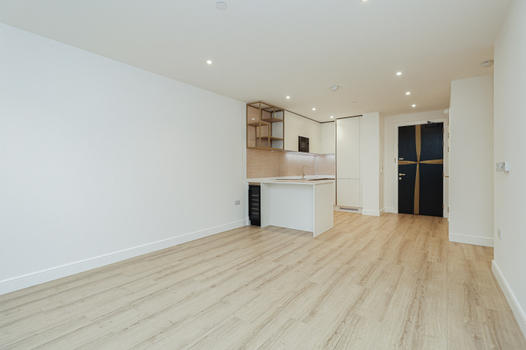 1  bedroom flat to rent in Quay Walk, Grand Union, HA0-image 14